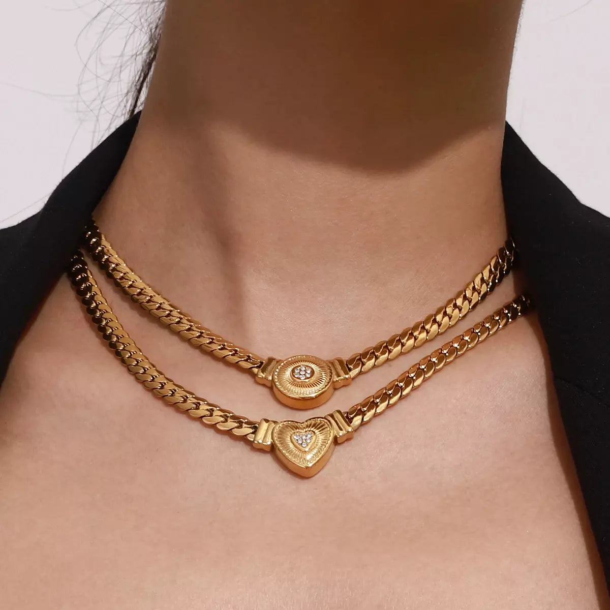 Timeless Grace Necklace,

Gold pendant necklace for women,

Retro round pendant necklace,

Stackable women’s necklace,

18K gold necklace stainless steel,

Elegant gold necklace gift for her,

Luxury women’s pendant necklace,

Scratch-proof gold necklace,

Fashionable necklace for women,

Birthday gift necklace for her