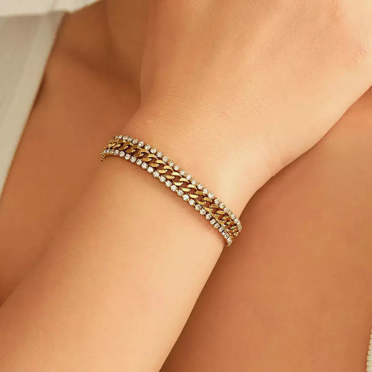 lysara bracelet, armband damen kaufen, armband damen elegant kaufen, damen armband online bestellen, armband damen angebot, schmuck damen kaufen, armband gold damen kaufen, armband edelstahl damen kaufen