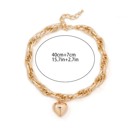 women’s necklace, heart necklace, elegant necklace, women’s jewellery, fashion accessories, modern necklace, gift for her, luxury necklace, punk necklace, grunge necklace