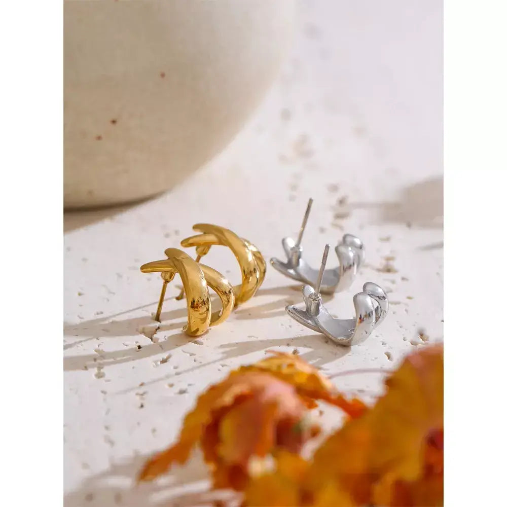 eclipse stud earrings, minimalist stud earrings, x shape stud earrings, gold stud earrings for women, stainless steel stud earrings, 18k pvd gold earrings, hypoallergenic stud earrings, waterproof earrings for women, everyday stud earrings, modern minimalist jewelry, elegant stud earrings, small gold earrings, dainty stud earrings, luxury minimalist earrings, women fashion jewelry, timeless stud earrings, gift earrings for women, premium stainless steel earrings, simple gold earrings, minimalist jewelry for