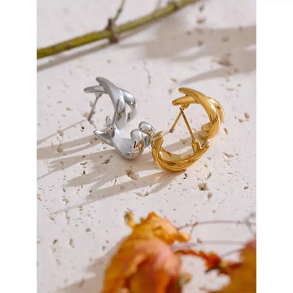 eclipse stud earrings, minimalist stud earrings, x shape stud earrings, gold stud earrings for women, stainless steel stud earrings, 18k pvd gold earrings, hypoallergenic stud earrings, waterproof earrings for women, everyday stud earrings, modern minimalist jewelry, elegant stud earrings, small gold earrings, dainty stud earrings, luxury minimalist earrings, women fashion jewelry, timeless stud earrings, gift earrings for women, premium stainless steel earrings, simple gold earrings, minimalist jewelry for