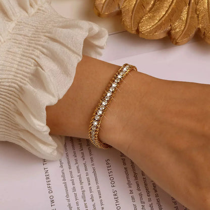 damen armband gold, armband damen elegant, damen armband kaufen, armband damen zirkonia, luxus armband damen, armband damen edelstahl, elegantes armband damen gold, armband damen geschenk, damen armband silber, armband damen fein elegant, hochwertiges armband damen, armband damen modern