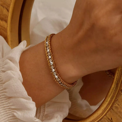 damen armband gold, armband damen elegant, damen armband kaufen, armband damen zirkonia, luxus armband damen, armband damen edelstahl, elegantes armband damen gold, armband damen geschenk, damen armband silber, armband damen fein elegant, hochwertiges armband damen, armband damen modern
