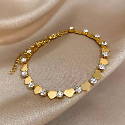 love armband damen, herz armband damen, armband mit herz, armband damen elegant, edelstahl armband damen, schmuck armband damen, damen armband hochwertig, armband geschenk frau