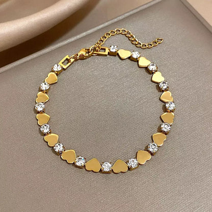 love armband damen, herz armband damen, armband mit herz, armband damen elegant, edelstahl armband damen, schmuck armband damen, damen armband hochwertig, armband geschenk frau