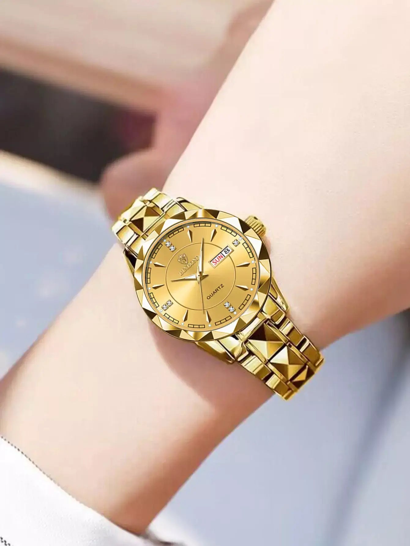 Mirelle Women’s Luxury Watch, women’s luxury watch, stainless steel women’s watch, quartz women’s watch, elegant ladies watch, fashion wristwatch for women, waterproof ladies watch, women’s luminous watch, gift watch for girlfriend, women’s business watch, modern women’s wristwatch, romantic gift for her, durable women’s stainless steel watch