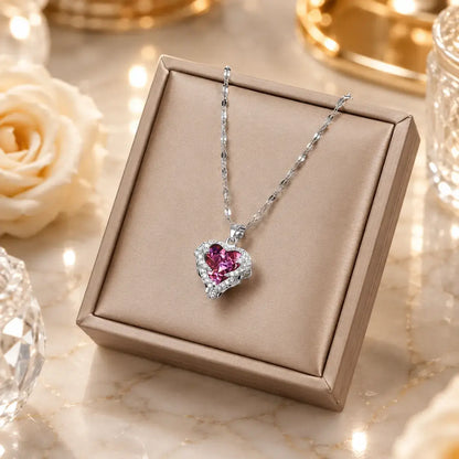 herz halskette, halskette damen, roségold halskette, geschenk für frauen, geschenk für freundin, romantisches geschenk, halskette mit herz anhänger, schmuck damen elegant, premium damenschmuck, luxus halskette, halskette mit kristall, herzanhänger damen, muttertagsgeschenk frau, valentinstag geschenk für sie, geburtstagsgeschenk frau.