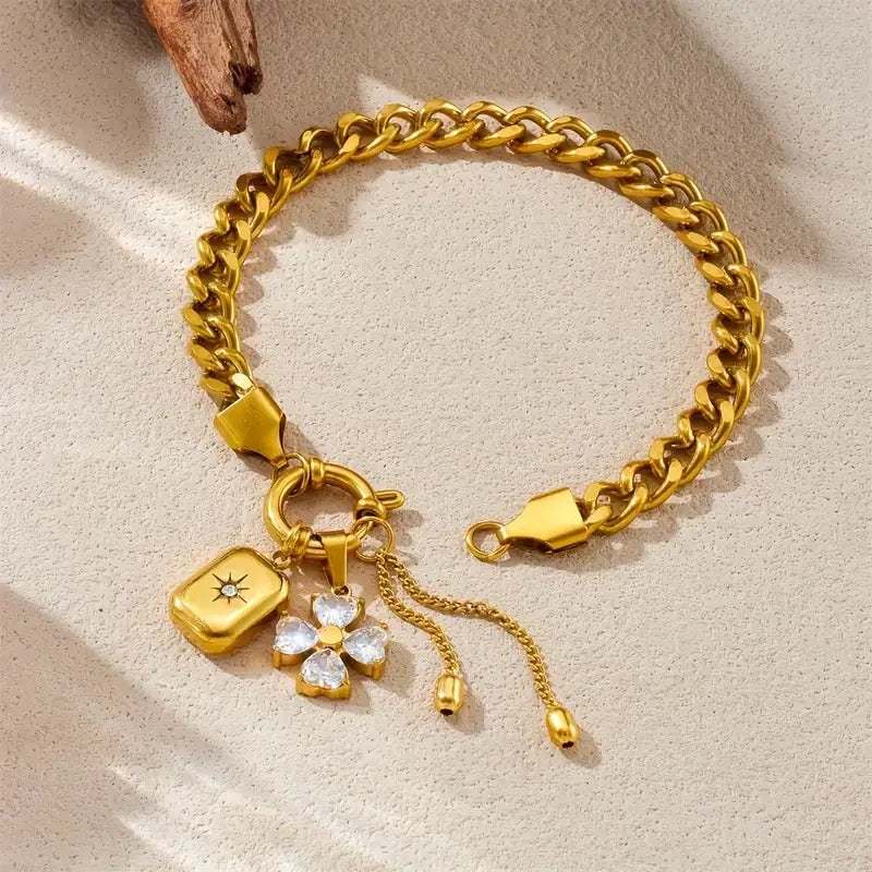 Damen Armband, Elegantes Damen Armband, Zirkonia Armband Damen, Gold Armband Damen, Luxus Armband Damen, Edelstahl Armband Damen, Blumen Armband Damen, Damen Schmuck Elegant, Vergoldetes Armband Damen, Armband Geschenk für Frauen, Hochwertiges Damenarmband, Premium Damen Schmuck, Funkelndes Armband Damen